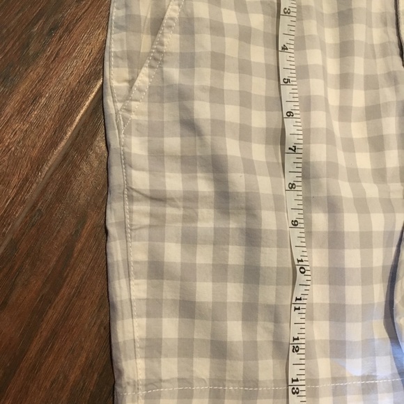 Bass checkered shorts. - Picture 7 of 7